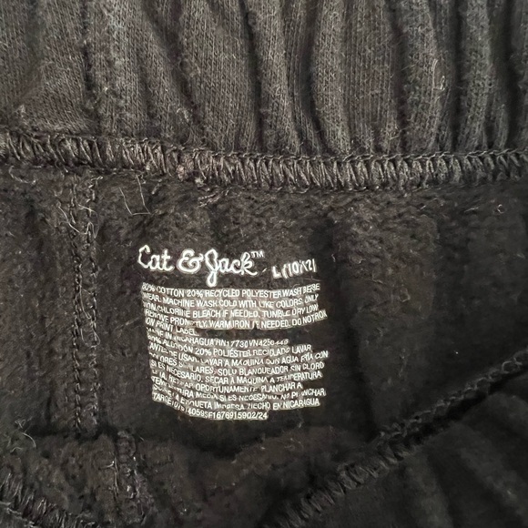 Def Leppard Graphic Tee and Black Pants Set - Picture 5 of 9